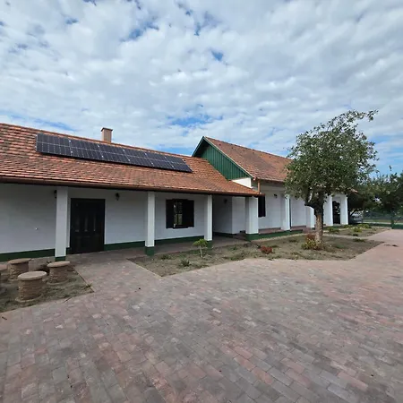 Lejlighed Manna Porta Nagyrabe